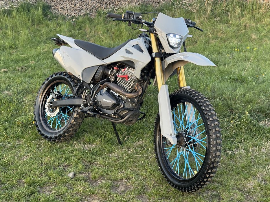 Прдам Enduro Moto Cros 250