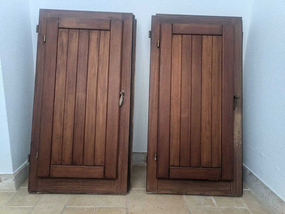 Janelas de Madeira com Vidro Duplo