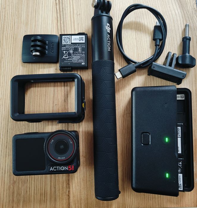 Dji Osmo action 5 pro adventure combo
