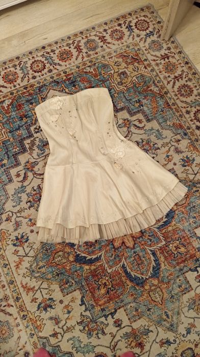 Nowa Ecru sukienka bez ramiączek z fiszbinami na wesele r. 40 New Look