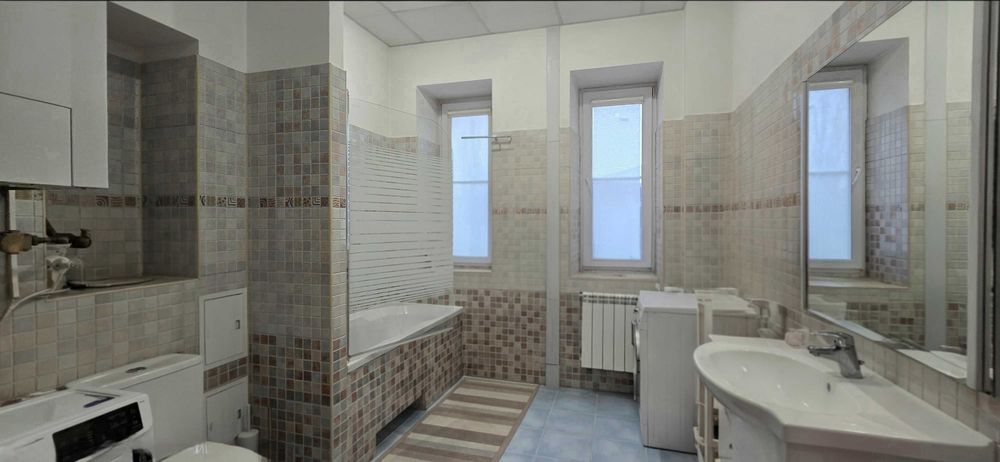 Продам 5к квартиру в центрі. Шовковична 7а, Печерськ, Липки, Хрещаткик