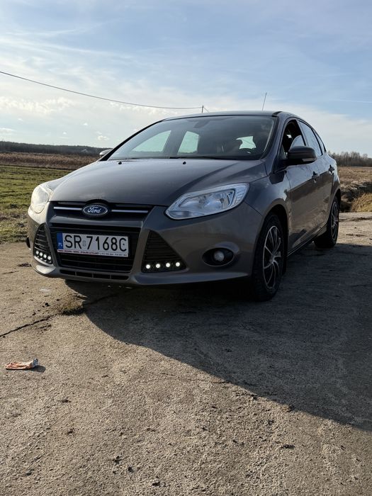 Ford Focus 1.6 16V, 105 koni, 2011 salon Polska, niski przebieg.