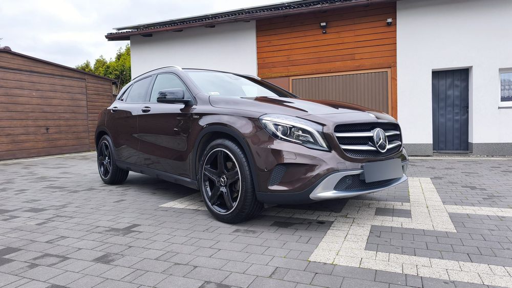 Mercedes-Benz GLA