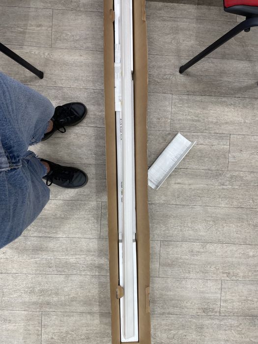 Продам рамка для ТВ SAMSUNG FRAME 75 White (VG-SCFT75WT/RU)