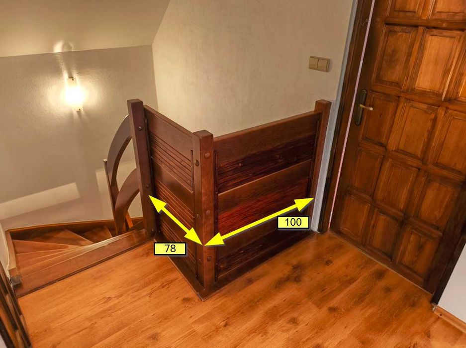 schody drewniane samonośne