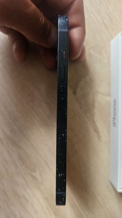 Sprzedam IPHONE13  128gb