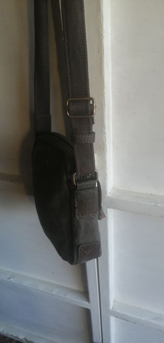 Bolsa para homem em pele