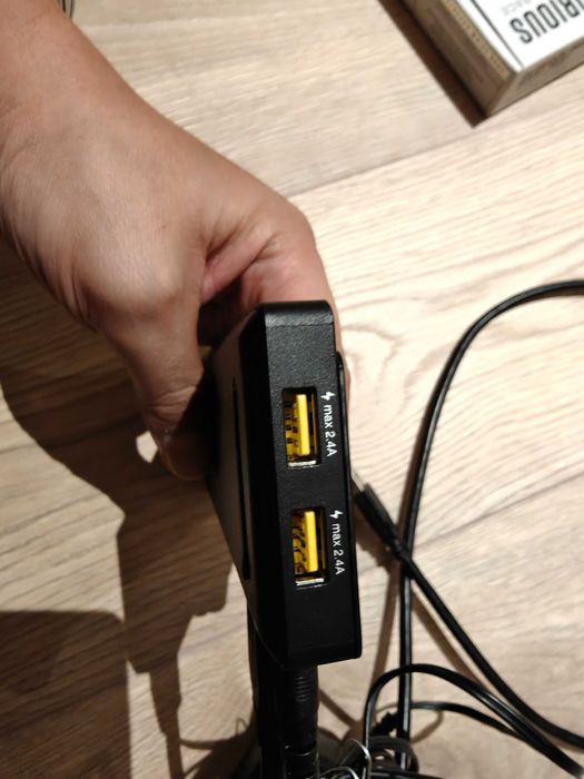 Hub USB TP-Link UH720.