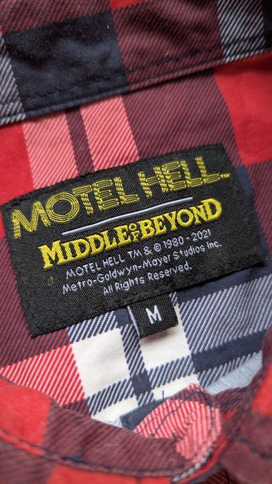 Camisola Middle Of Beyond Motel Hell