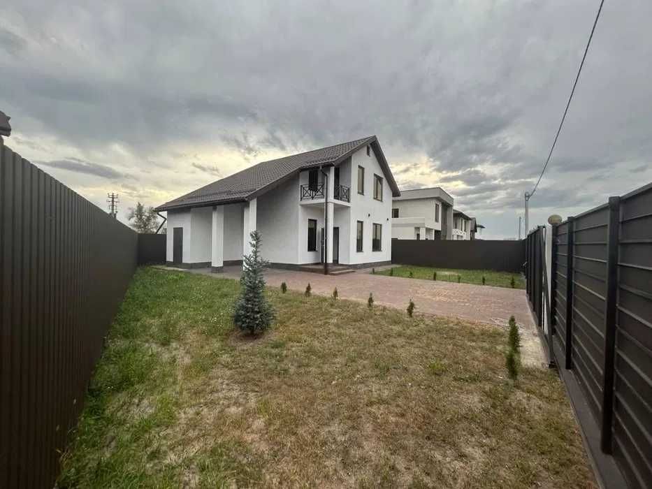 Продаж сучасного будинку 120 м² у Хотянівці 15 хв до Києва