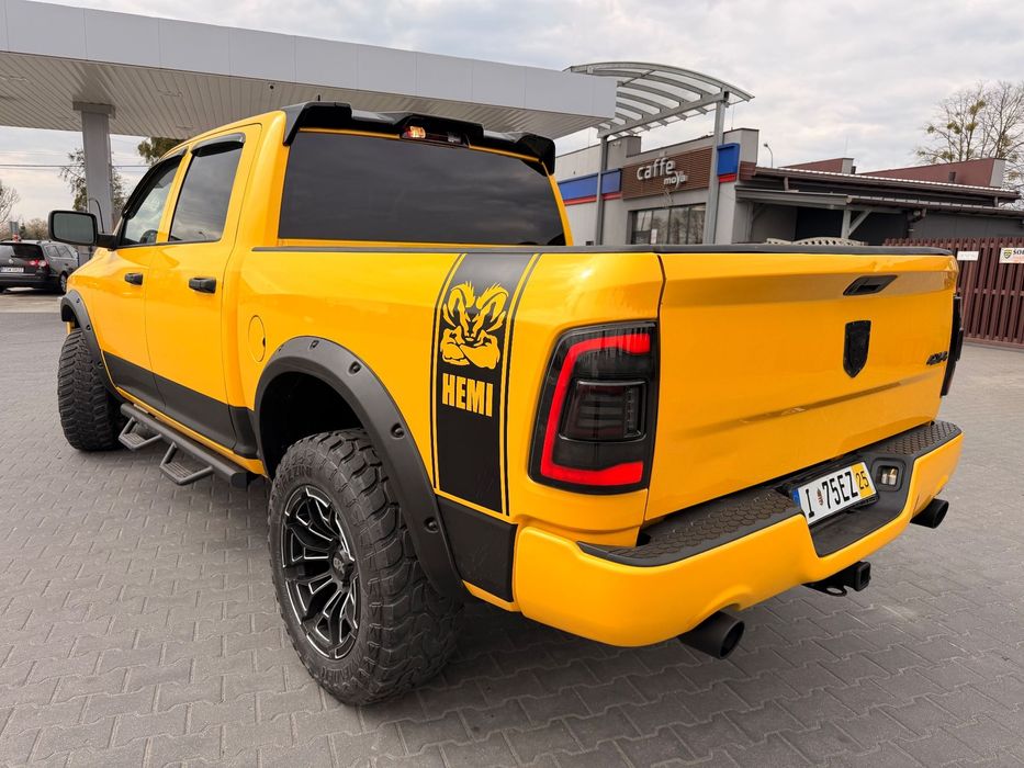 Dodge RAM 5.7 4x4 kozak lift zawieszenia