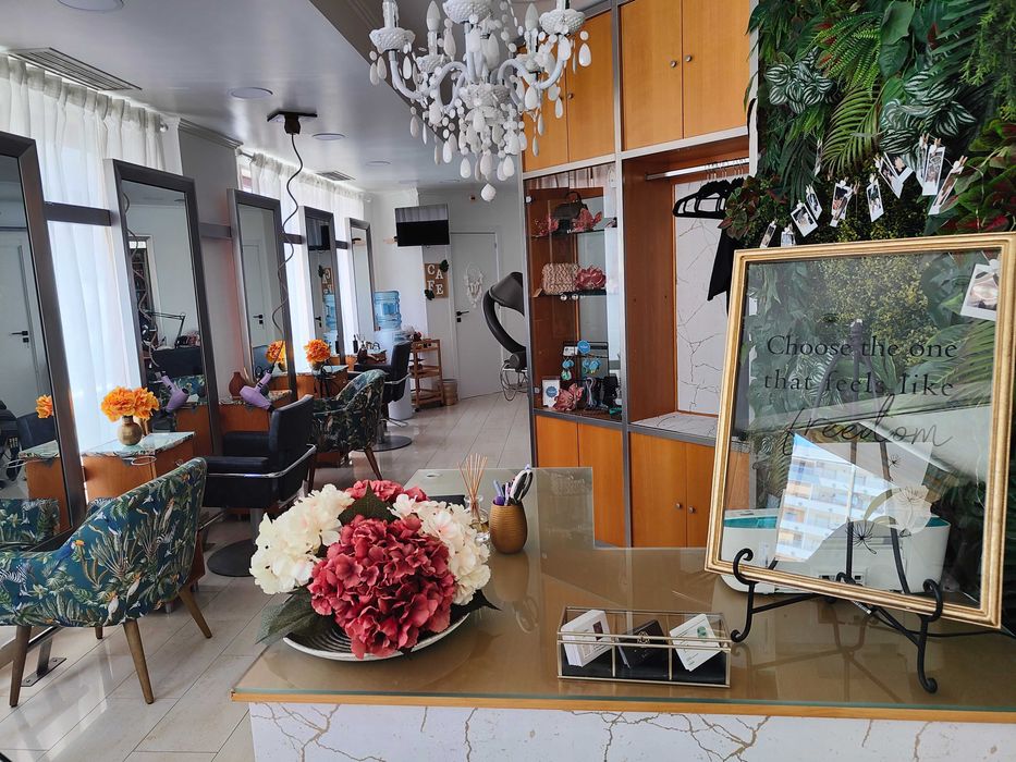 Aluguer gabinete em salão de cabeleireira - Shopping Aranguês, Setúbal