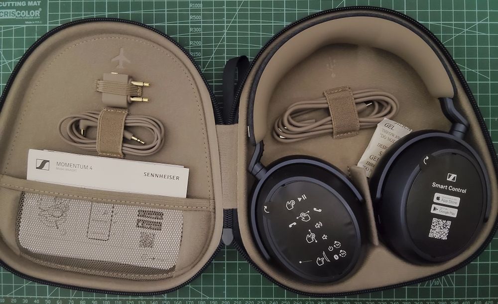 Auscultadores Sennheiser MOMENTUM 4