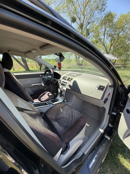 Продаю VOLVO V50