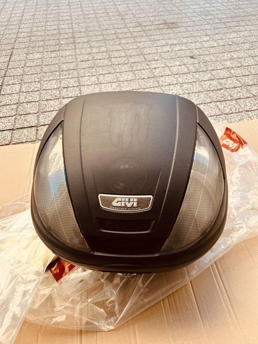 Top case GIVI
