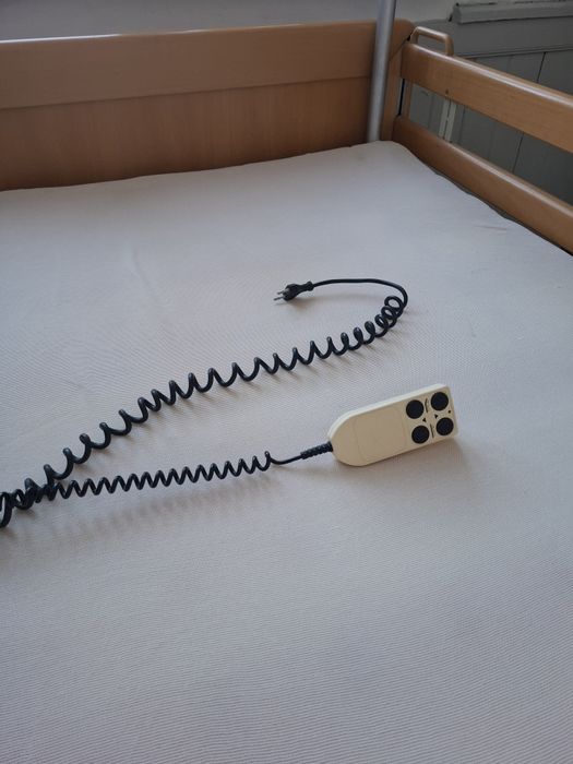 Sprzedam łóżko  rehabilitacyjne