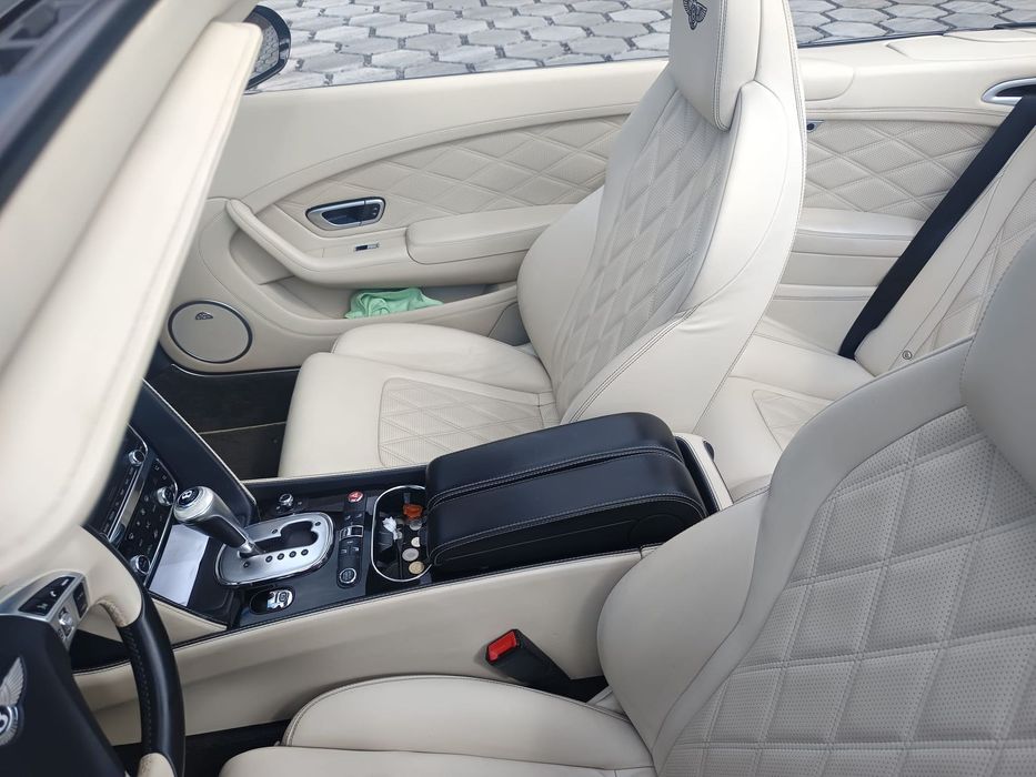 Bentley Continental GT Bentley Continental GTC  , Auto zarejestrowane w Polsce o 2021 rok