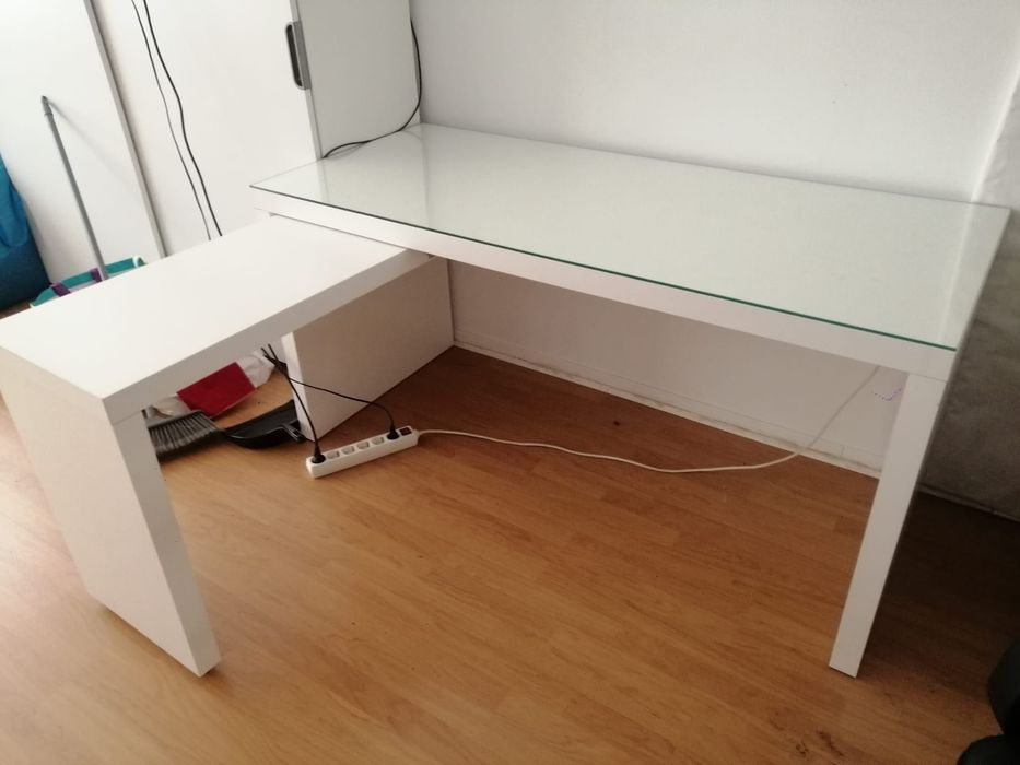 Secretária IKEA MALM com vidro
