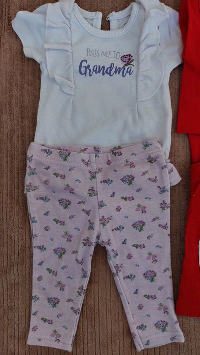 Набір речей на дівчинку 0-3міс, чоловічки, костюми