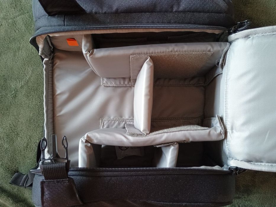 Lowepro DSLR 250 AW czarny NOWY