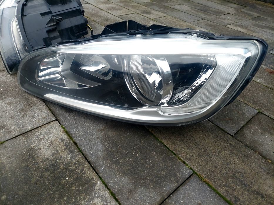 Reflektor lampa przód lewa prawa /europejska/ Volvo v60 s60 lift