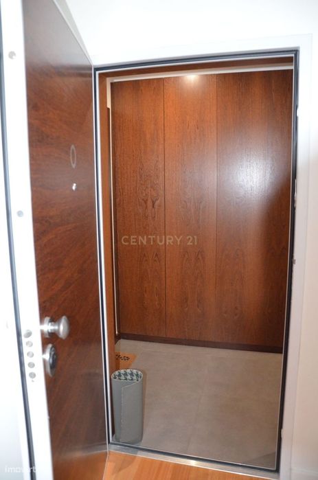Apartamento T1 Novo em Paranhos, ao Jardim de Arca D'Água