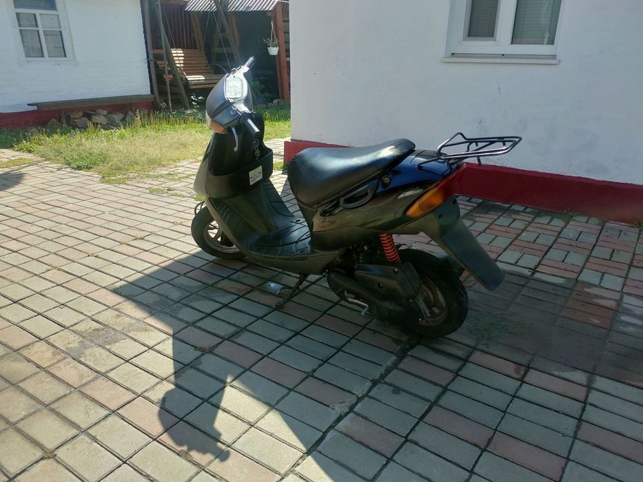 Suzuki let's 2 old
