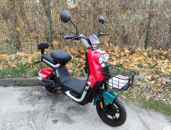 НОВИНКА! Електроскутер Crosser 1000W 72V 20Ah — зручний та надійний .