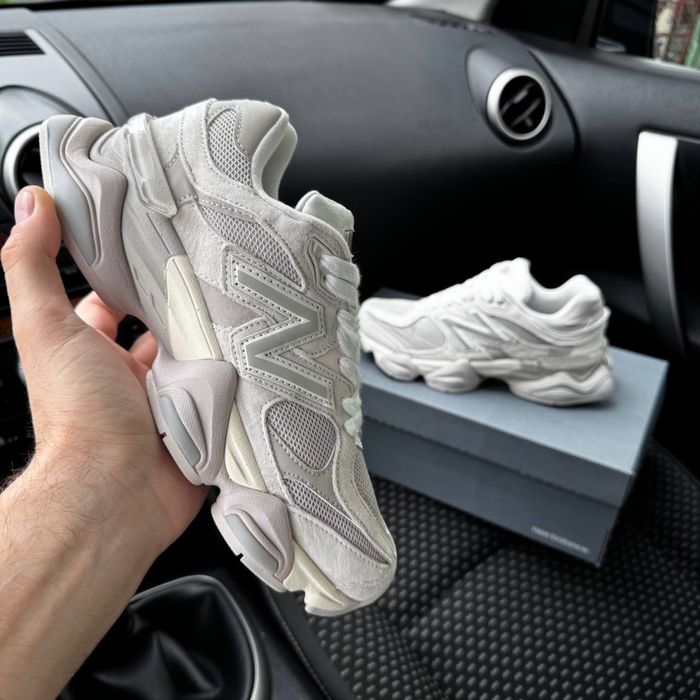 Жіночі кросівки нюбеланс  New balance 9060 grey cream white premium