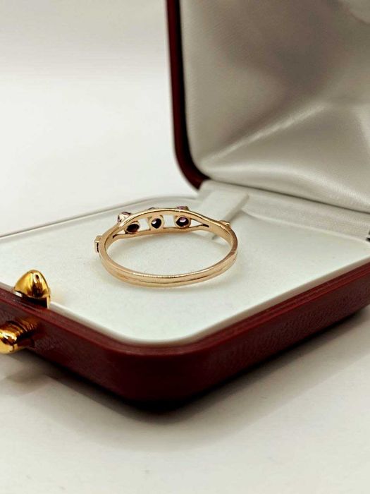 Złoty pierścionek 14K 1,70g.