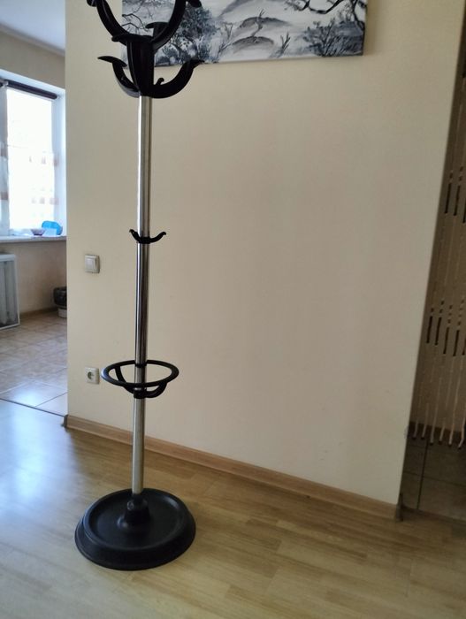 Вешалка напольная