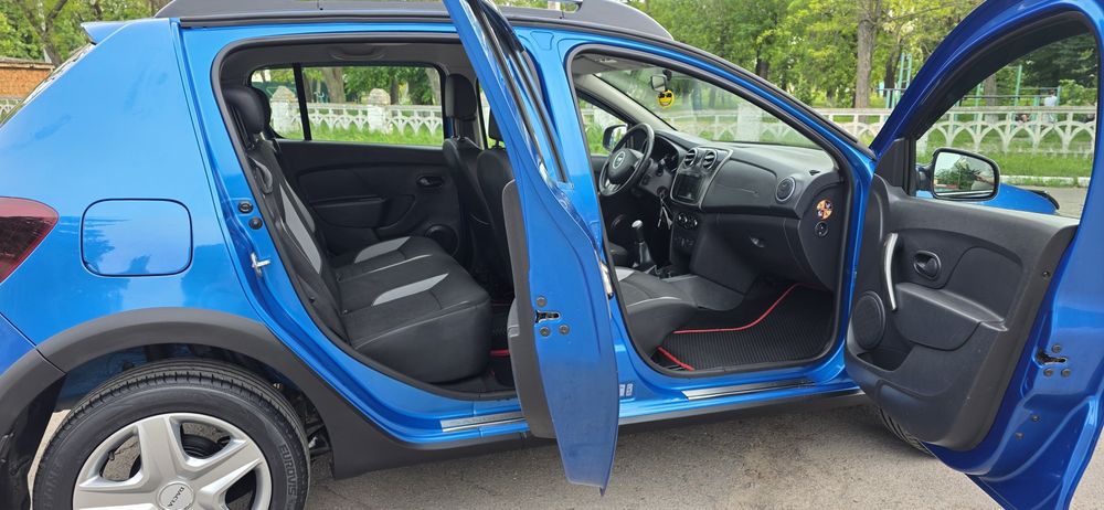 DACIA SANDERO STEPWAY Laureate 1.5диз. 66kv.90л.с