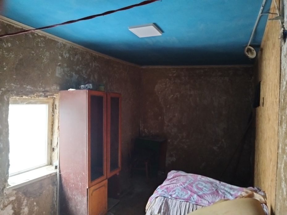 Продам хату у новоархангельську Чернишевського 9