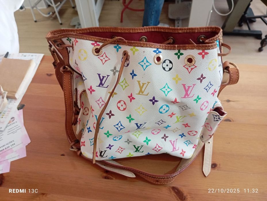 Mala Louis Vuitton Original colorida