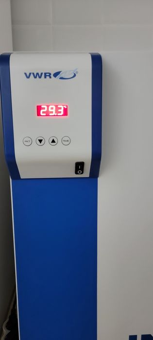 Incubadora Microbiológica Incu-Line VWR