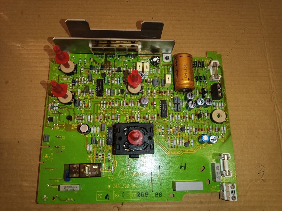 Placa electrónica Junkers ZWE 24 Caldeira a Gás