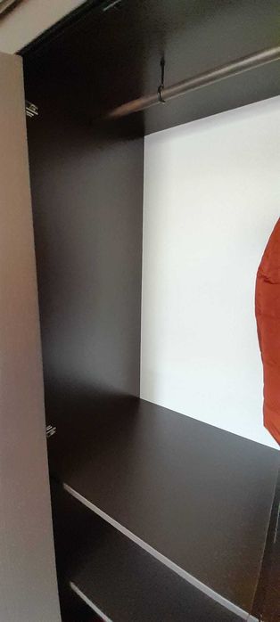 Roupeiro IDANÄS IKEA 121x211 cm