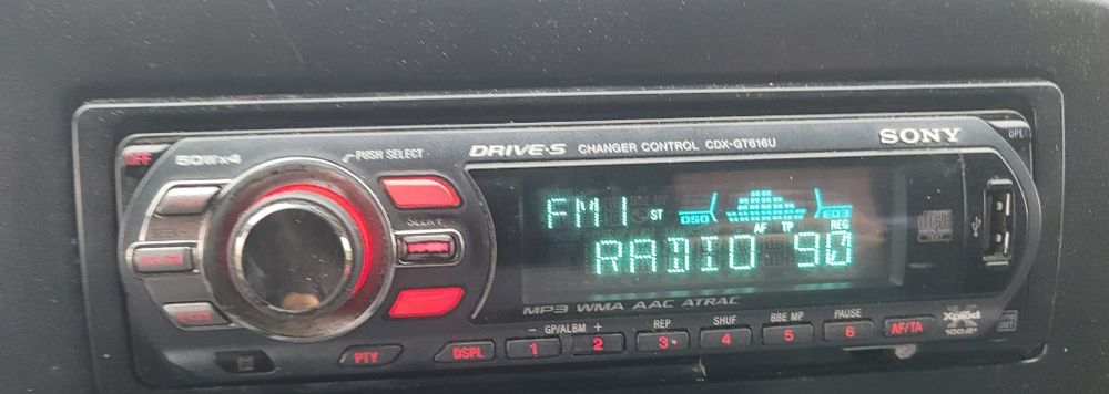 Radio Sony gt616u wysoki model