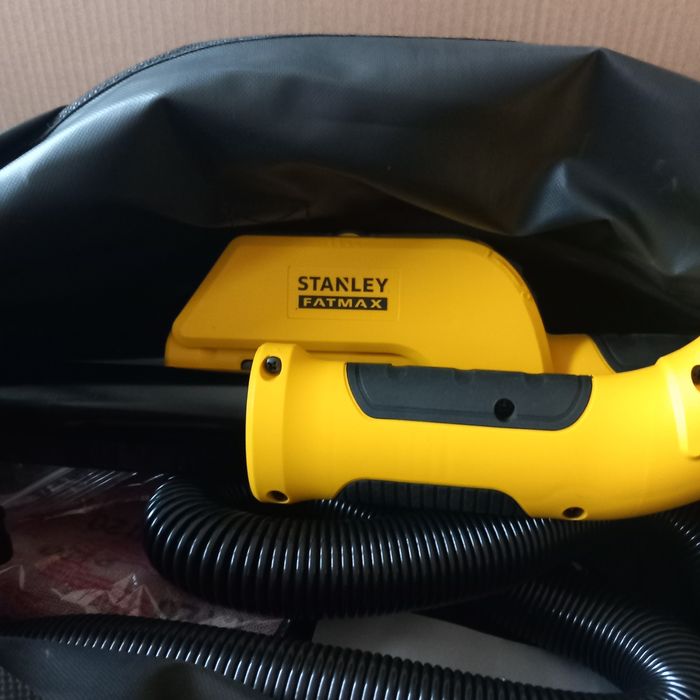 Szlifierka żyrafa do gipsy Stanley fatmax