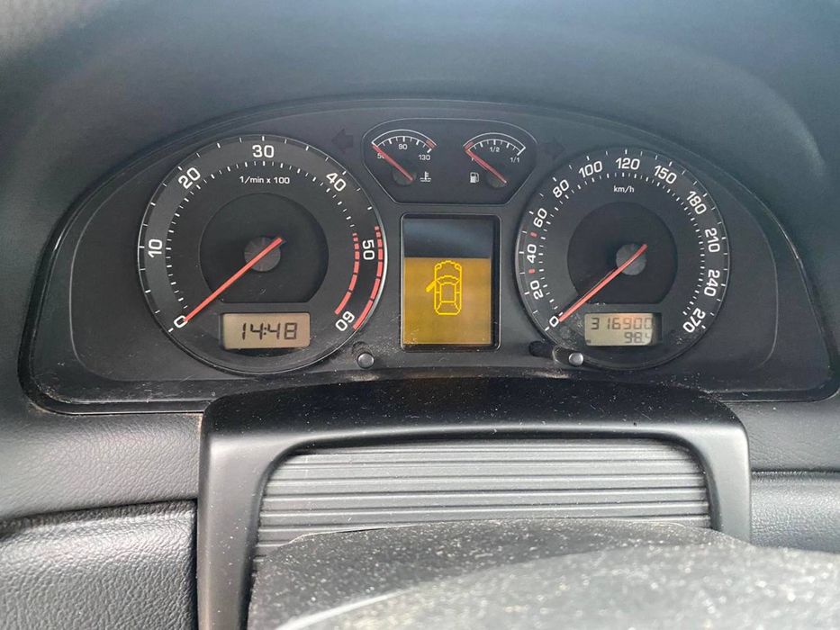 Продам  Skoda Superb 2.5 V6 diesel (MAX комплектація)