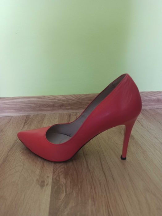 Obuwie damskie czółenka