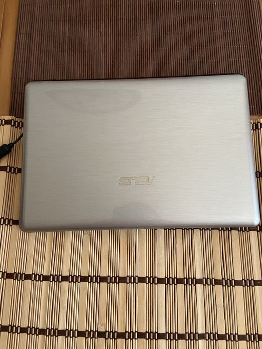 Netbook ASUS EEE PS 1201NL