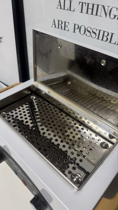 Стерилізатор для інструментів