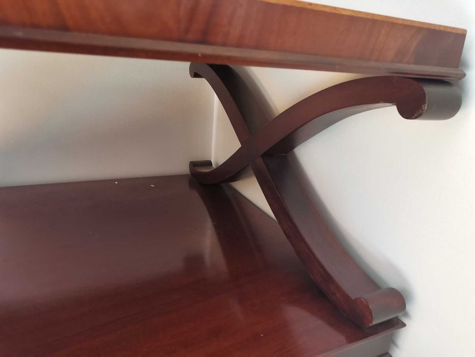 Mesa de Apoio / Decorativa