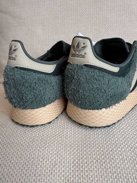 Кросівки Adidas оригінал