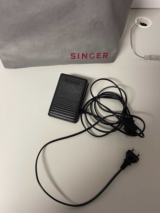 Máquina de Costura Singer Talent 3321 – Como Nova!