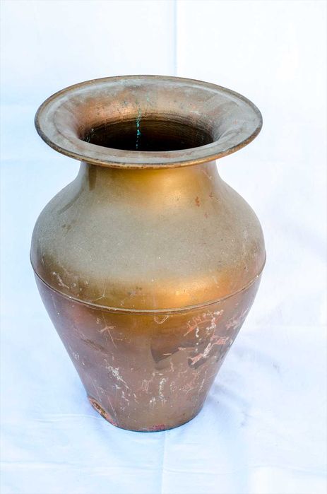 Jarrão Oriental de latão