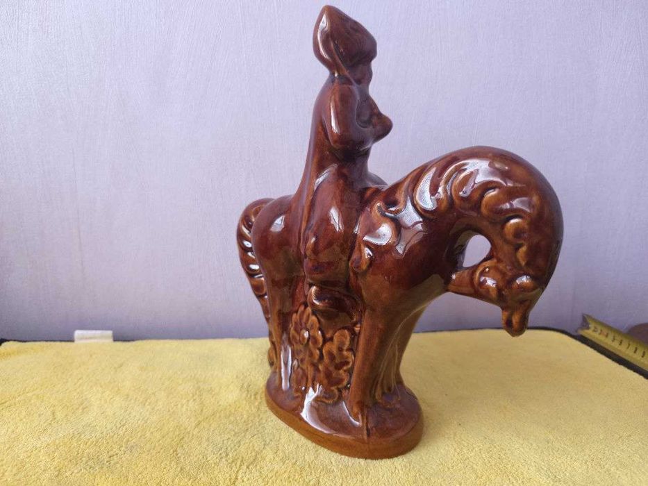 винтажная керамическая статуэтка «Казак на коне».