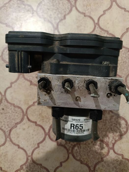 Верхний блок ABS Hyundai Sonata Hybrid 2013