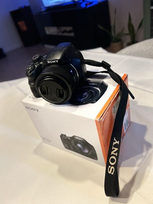 Sony DSC-HX350 – Zoom 50x |